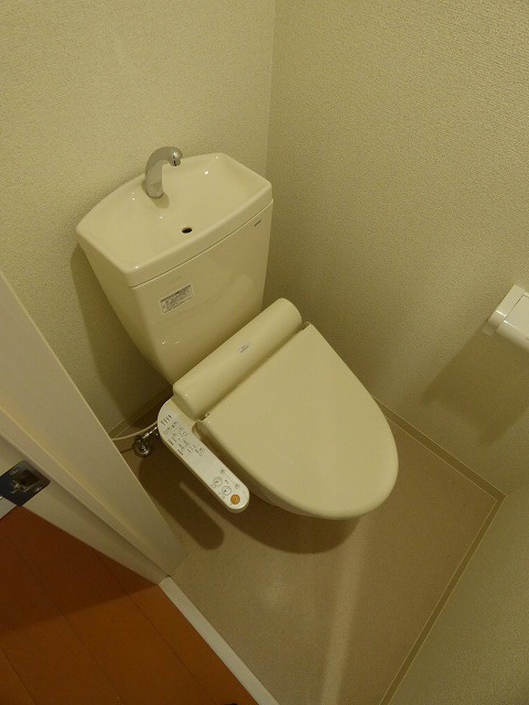 トイレ　※同物件参考写真