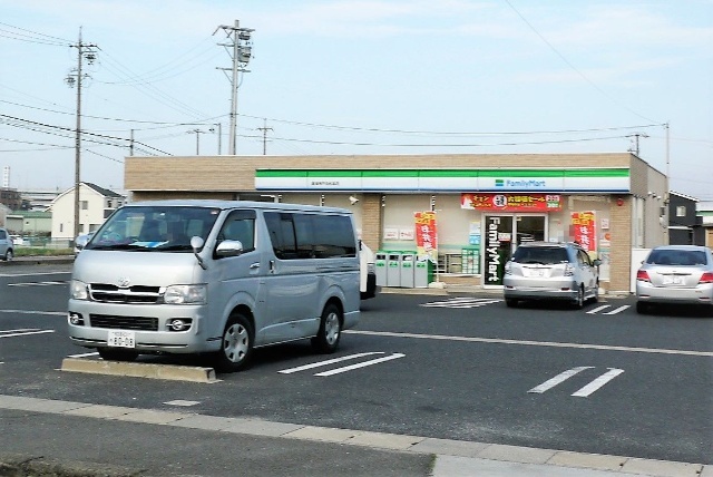 コンビニ　ファミリーマート清須西田中松本店（コンビニ）まで309m
