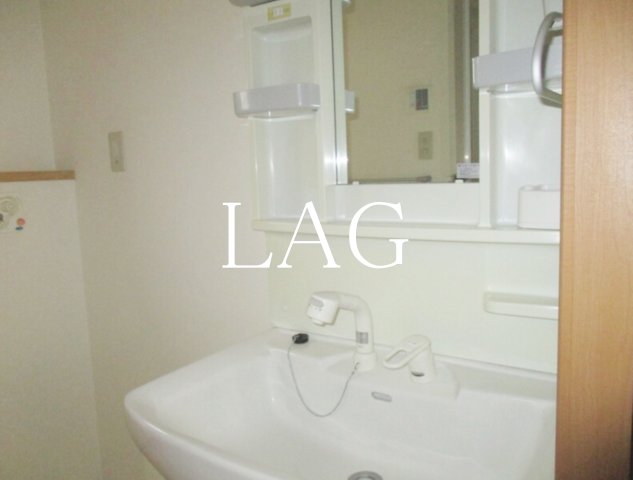 洗面設備　洗面台です。