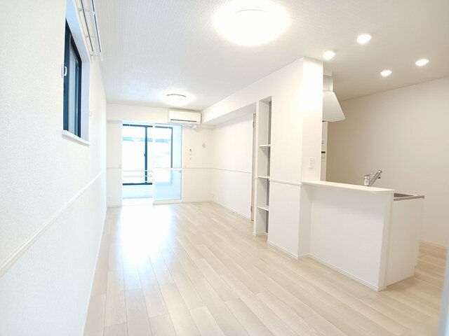 居室・リビング　使いやすい居間です