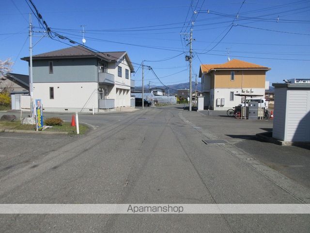 飲食店　モスバーガー矢巾店（飲食店）まで333m