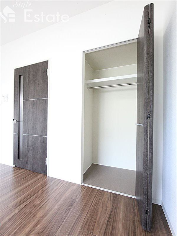 収納　クローゼット