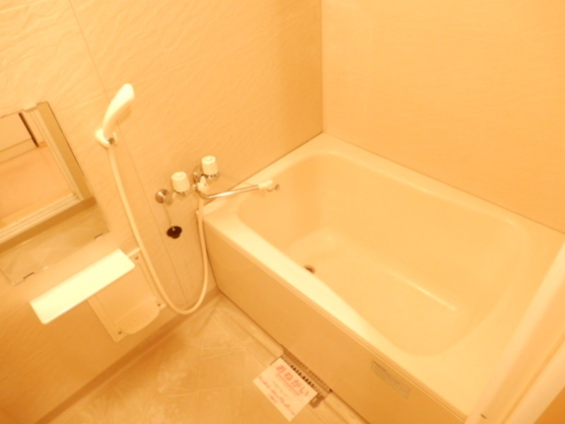 バス・シャワールーム　図面と現状に相違がある場合には現状を優先