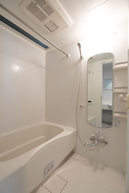 バス・シャワールーム　※写真は同タイプ住戸です。