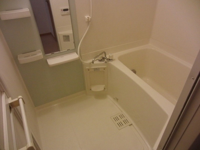 バス・シャワールーム　図面と現状に相違がある場合には現状を優先