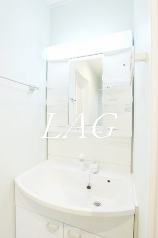 洗面設備　洗面台です。