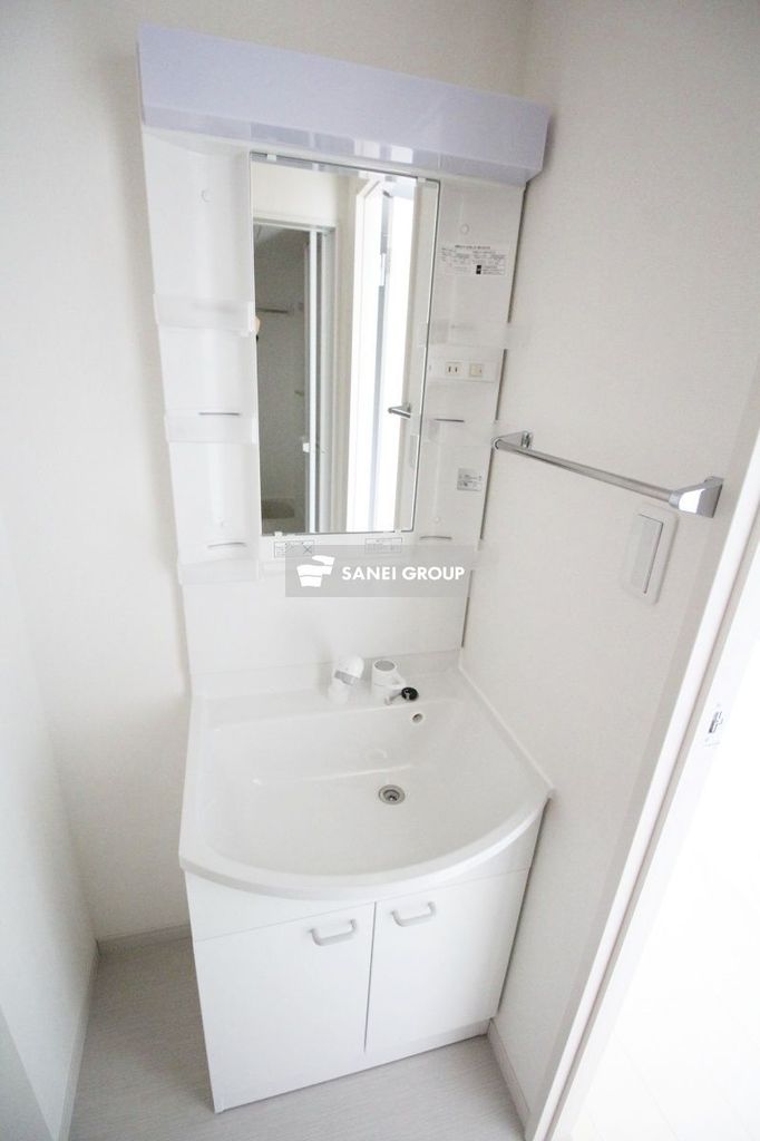 洗面設備　同仕様