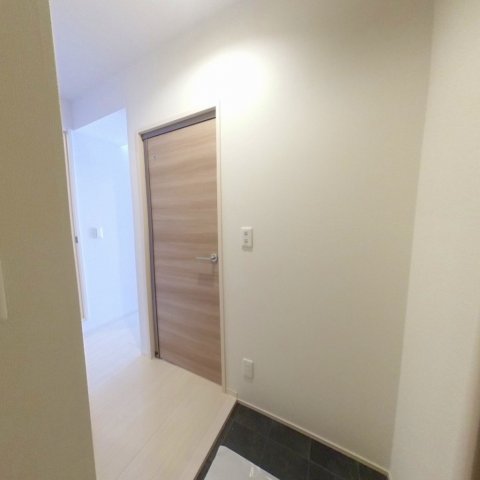 玄関　明るい玄関です