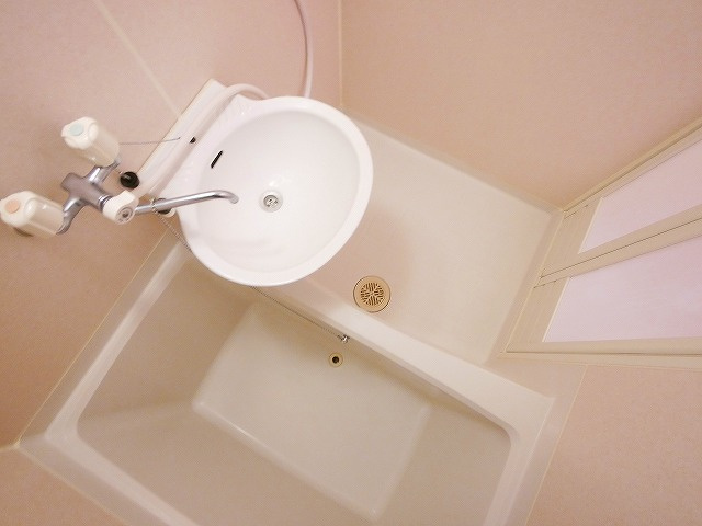バス・シャワールーム　きれいなお風呂です