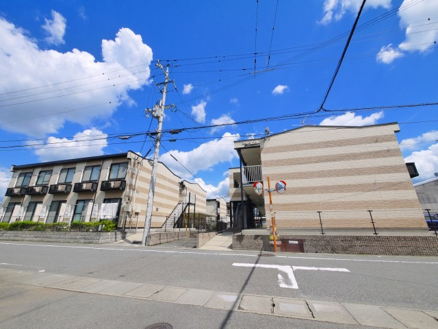 建物外観　落ち着いた雰囲気の外観です