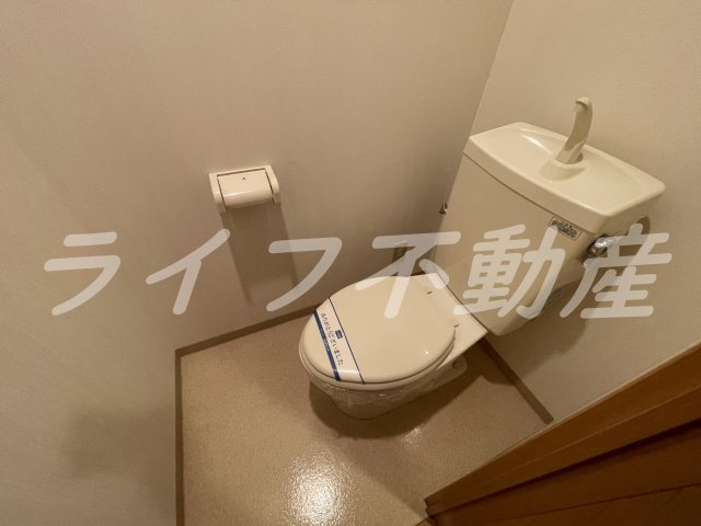 トイレ　コンパクトで使いやすいトイレです