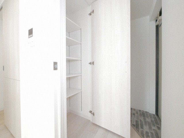 玄関　シャンプードレッサー★