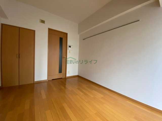 居室・リビング　別階層の参考写真になります。