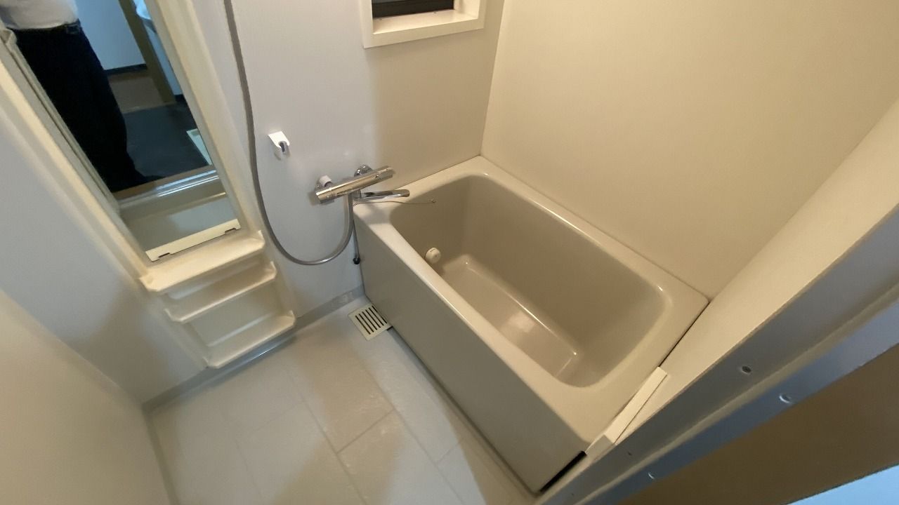 バス・シャワールーム