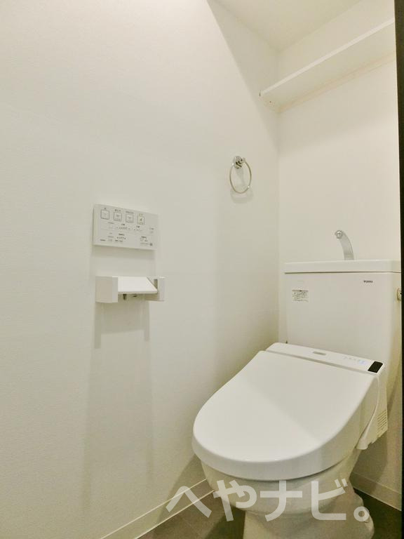 トイレ　※別号室写真です。