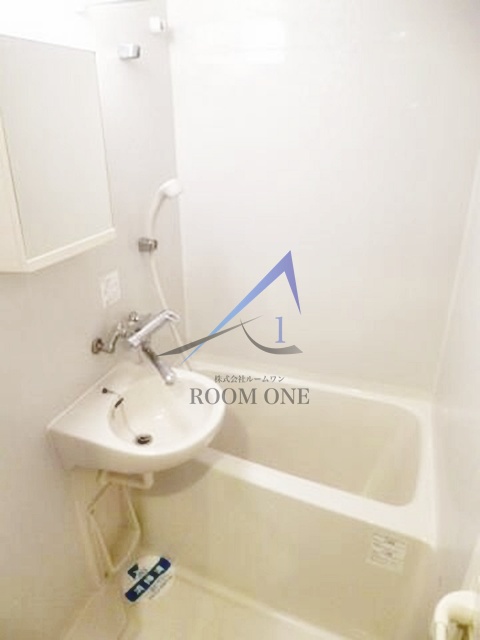 バス・シャワールーム　お風呂です。