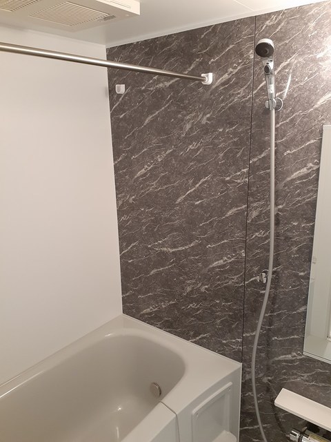 バス・シャワールーム　浴室