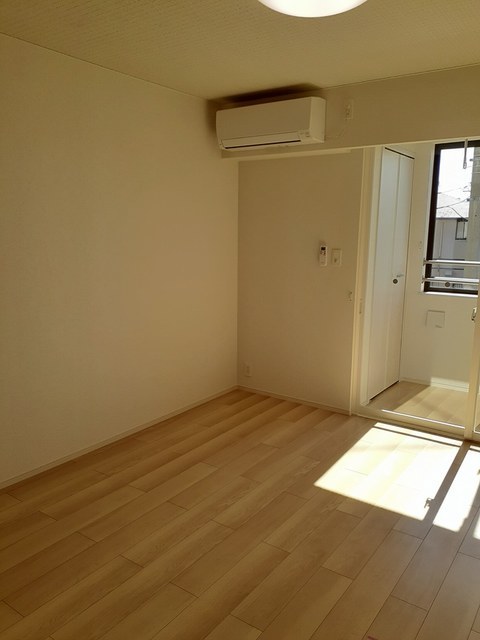 居室・リビング　リビング