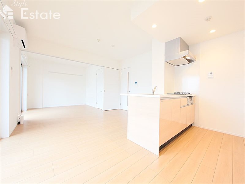 居室・リビング　内装