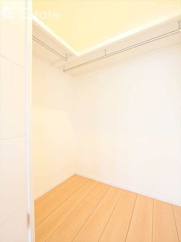 収納　ウォークインクローゼット