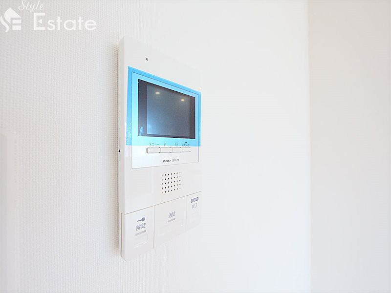 セキュリティ　モニター付きインターホン