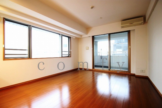 居室・リビング　開放感のあるリビングダイニング