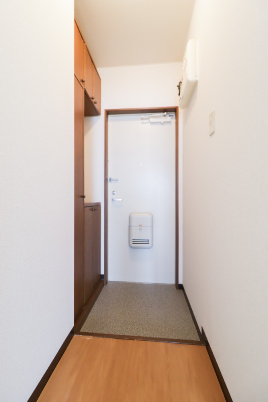 玄関　図面と現状に相違がある場合には現状を優先