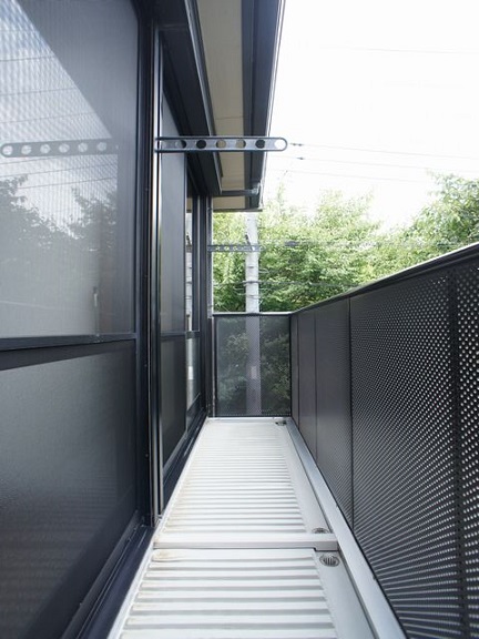 バルコニー　日当たり良好！お洗濯物がたくさん干せます♪