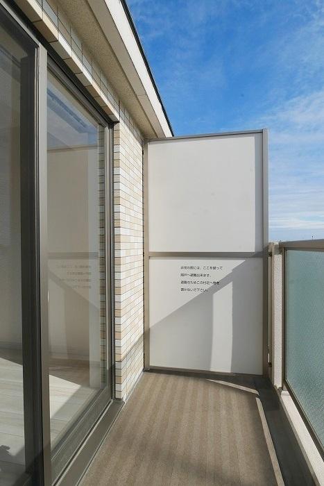 バルコニー　お洋服もしっかりかわきます