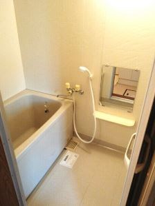 バス・シャワールーム　福岡・佐賀のお部屋探しはトーマスリビングへ