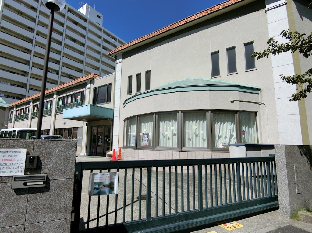 幼稚園・保育園　なぎさ幼稚園（幼稚園・保育園）まで307m