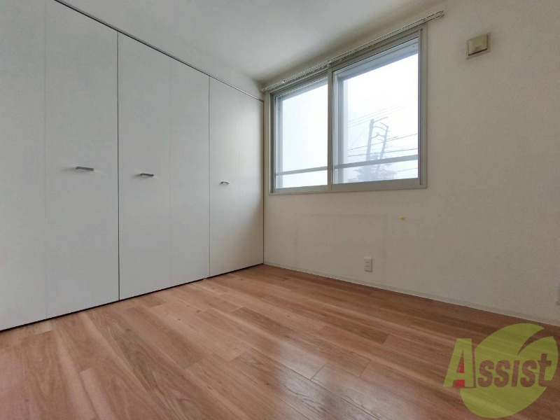 その他部屋・スペース　寝室です。部屋をどう使うかはあなた次第です！