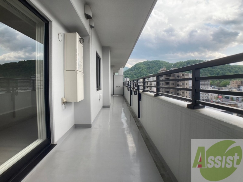 バルコニー　バルコニーです。洗濯物を干したり一息ついたりできますね！