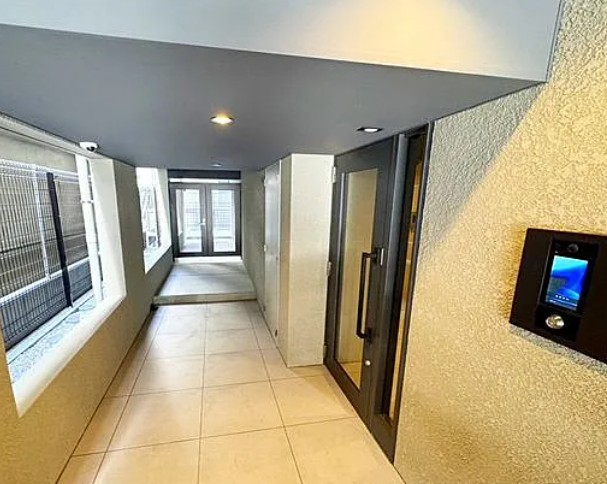 エントランス　☆共用部分☆