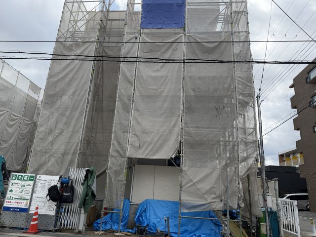 建物外観　建設中