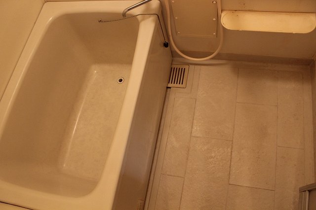 バス・シャワールーム　浴室