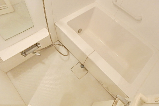 バス・シャワールーム　風呂