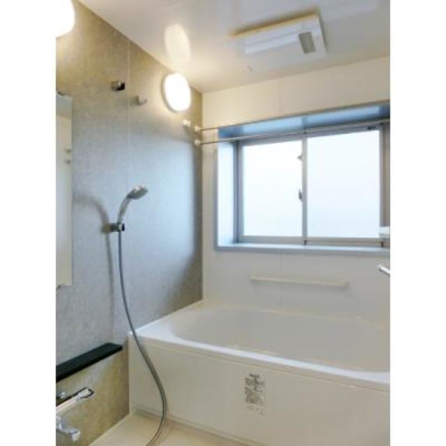 バス・シャワールーム　※写真は同タイプ住戸です。