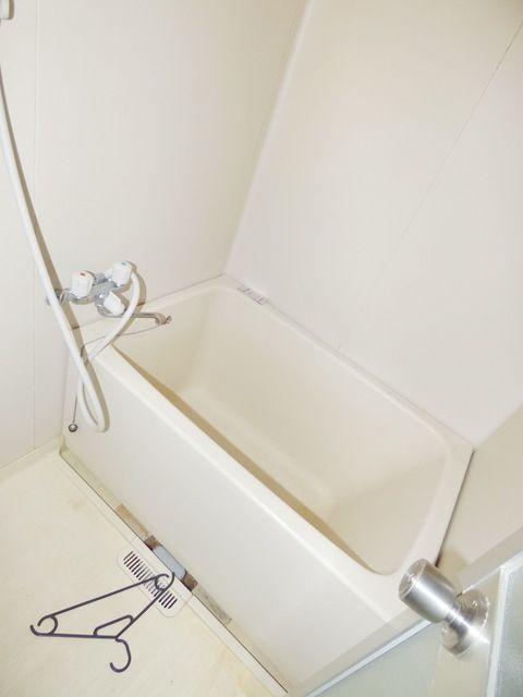 バス・シャワールーム　バスルーム