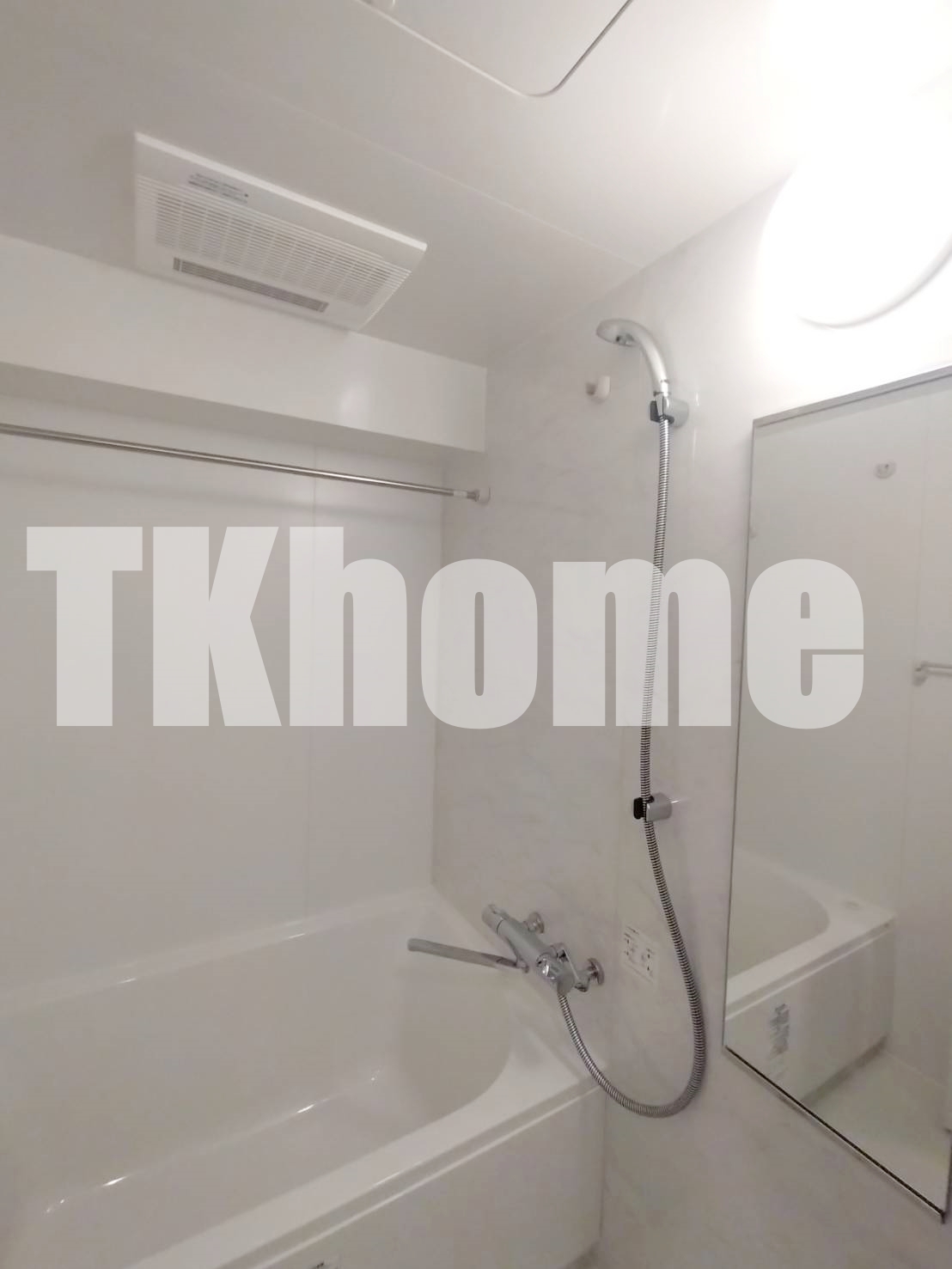 バス・シャワールーム　浴室乾燥機付き