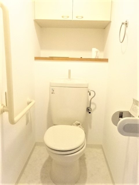 トイレ　温水洗浄暖房便座♪