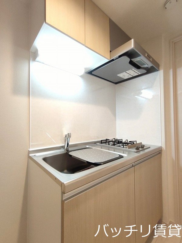 キッチン　※同型タイプの為、現状を優先いたします