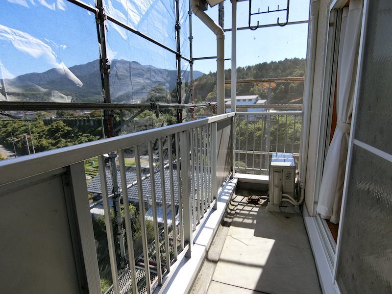 バルコニー　ベランダ広々