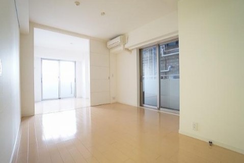 居室・リビング　☆明るい居室☆