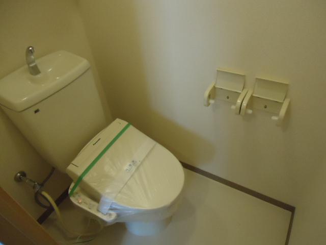 トイレ　シャワー付トイレ