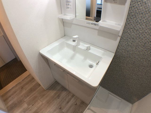洗面設備　洗髪洗面化粧台付き♪