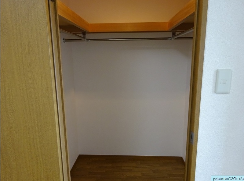 収納　ウォークインクローゼット