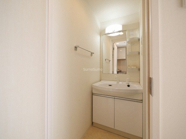 洗面設備　忙しい朝には欠かせない洗面所です