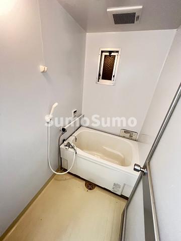 バス・シャワールーム　お風呂です