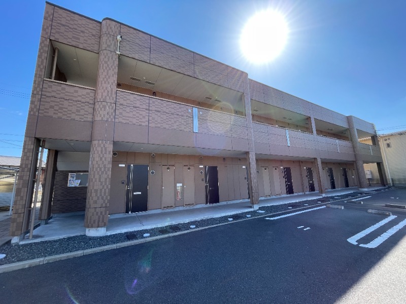 建物外観　外観写真（昼）